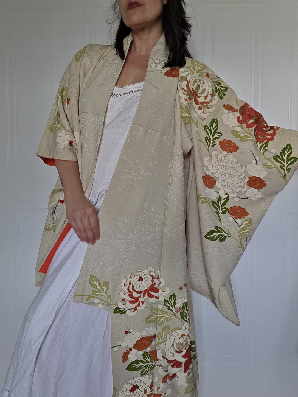 Vintage Japanese Silk Kimono – Chrysanthemum Garden